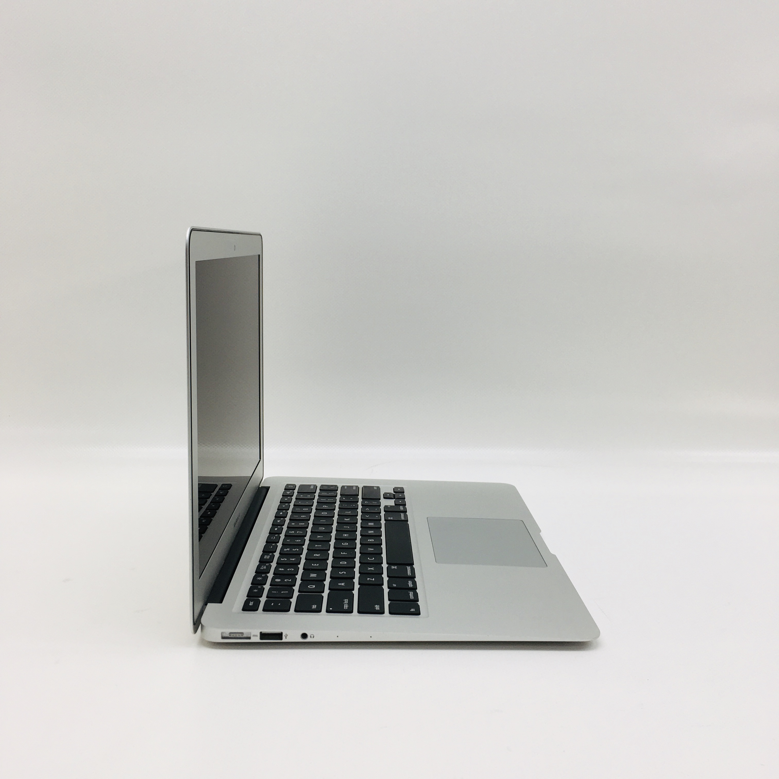 MacBook Air 13" Early 2015 (Intel Core i7 2.2 GHz 8 GB RAM 512 GB SSD), Intel Core i7 2.2 GHz, 8 GB RAM, 512 GB SSD, image 2